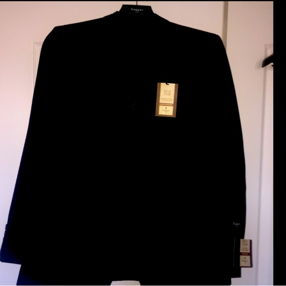 Mens Haggar Black 40R CLASSIC FIT  Jacket 
NWT